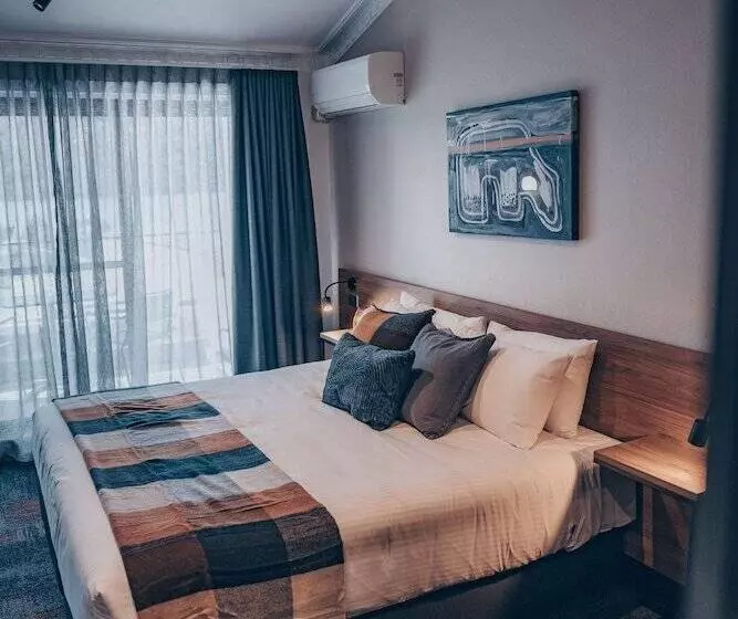 Hotelli Banjo Paterson Inn