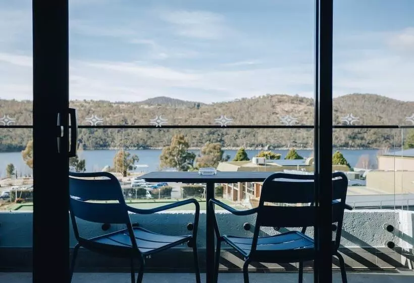 Hotelli Banjo Paterson Inn