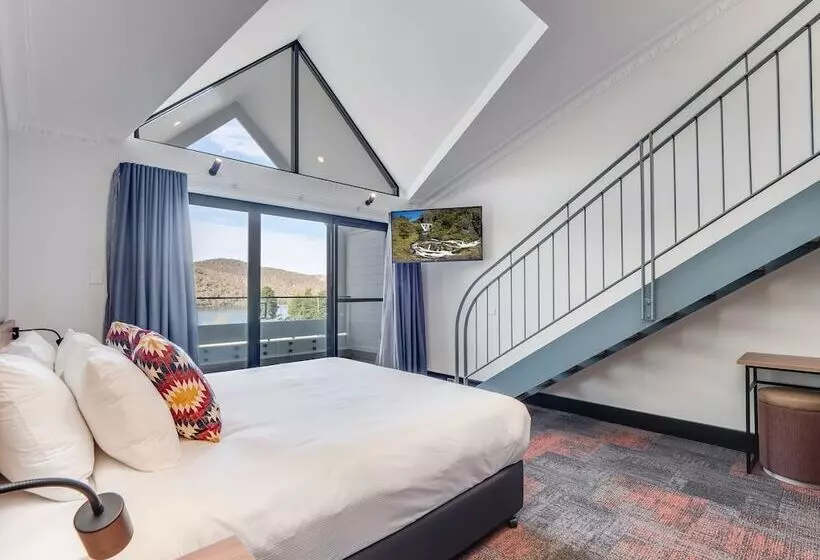 Hotelli Banjo Paterson Inn