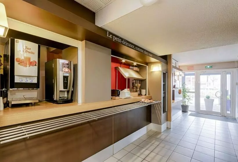 B&b Hotel Rouen Parc Des Expos Zénith