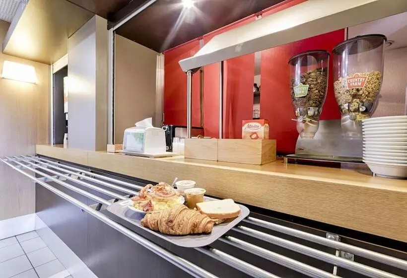 B&b Hotel Rouen Parc Des Expos Zénith