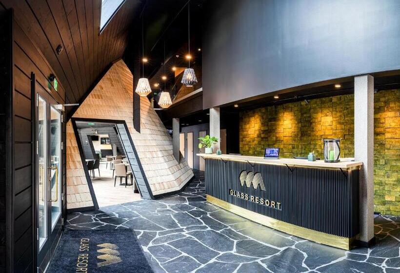 בית מלון כפרי Glass Resort