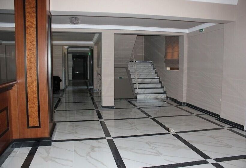 酒店 Grand Meteora