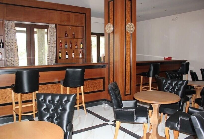 酒店 Grand Meteora