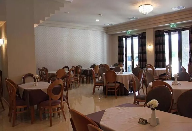 Отель Grand Meteora