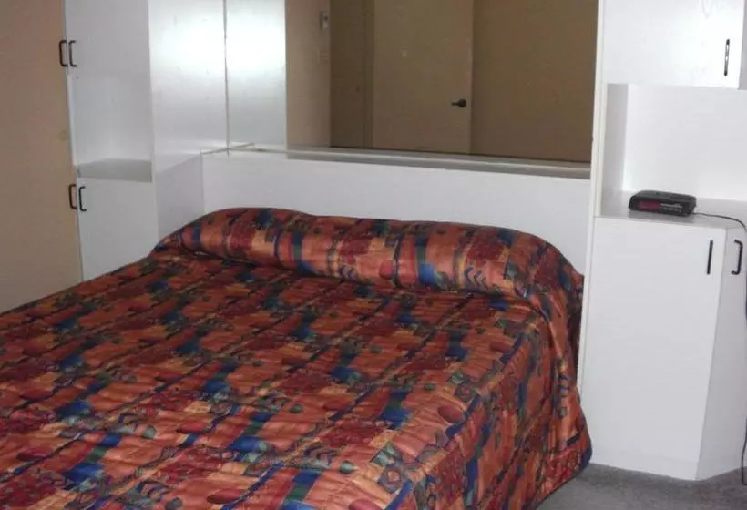 호텔 Holiday Villa Resorts Beaupre Mont Sainte Anne