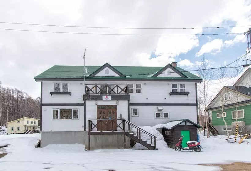 Отель Jam Lodge Niseko