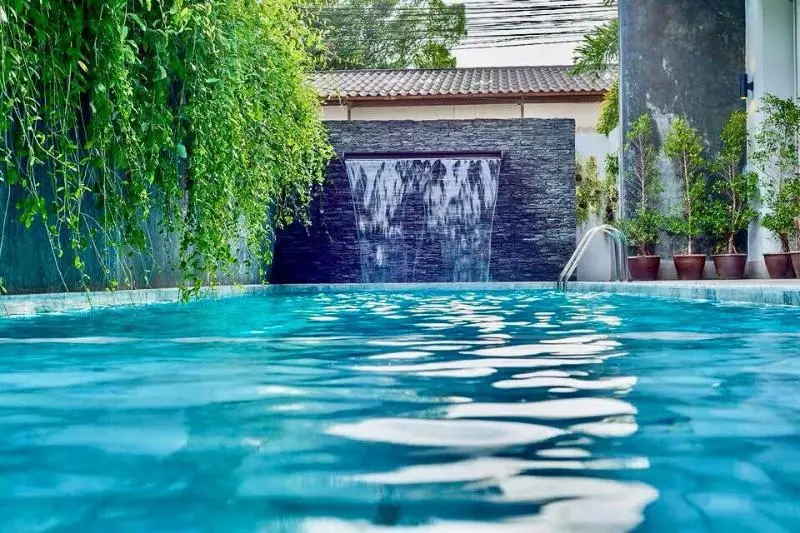 Lemonade Phuket Hotel Sha Plus