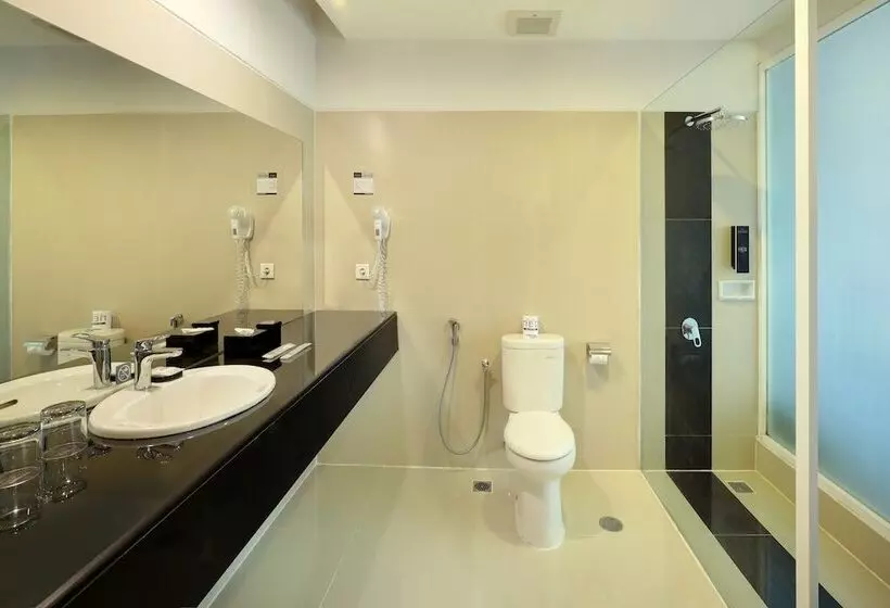 هتل Neo Palma Palangkaraya By Aston