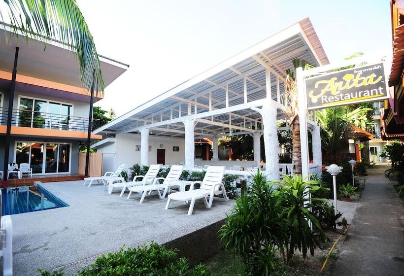 בית מלון כפרי Phi Phi Anita Resort