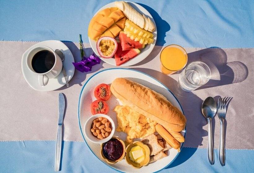 בית מלון כפרי Phi Phi Anita Resort