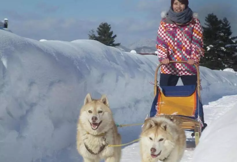 Отель Resort Inn North Country