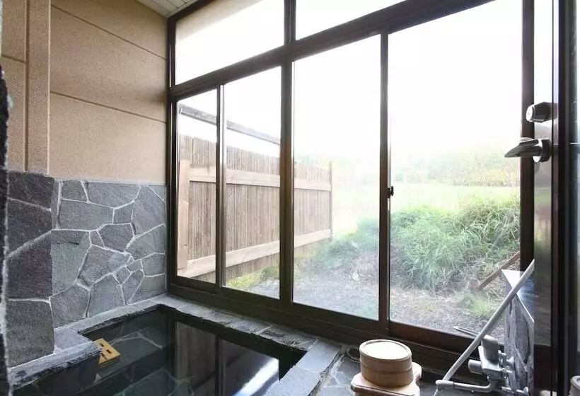 Отель Resort Inn North Country