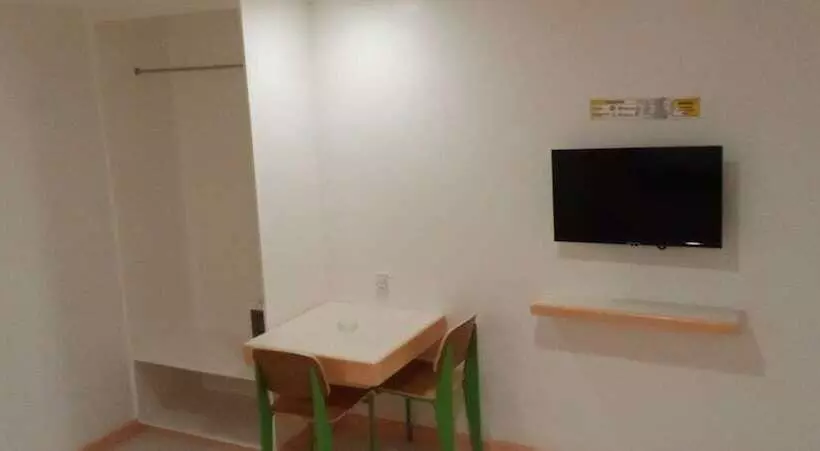 Отель Sogo Buendia