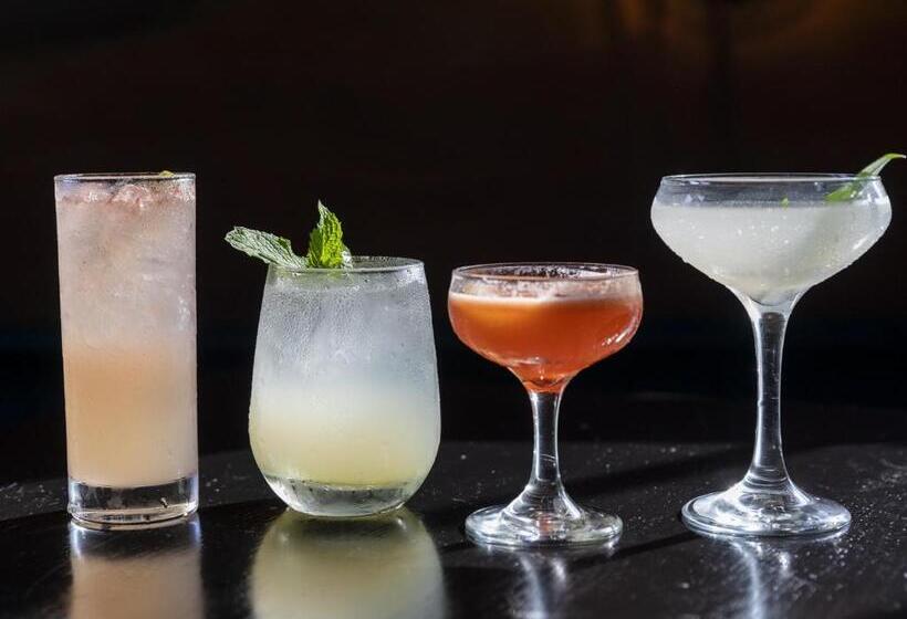 Отель Stewart House