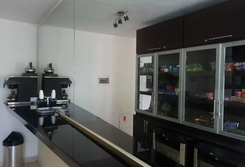 هتل Vallclaire Suites