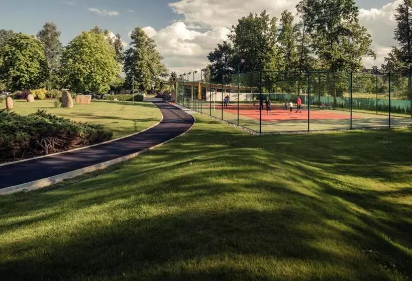 هتل Novinka! Zimní Villa Resort & Organic Spa