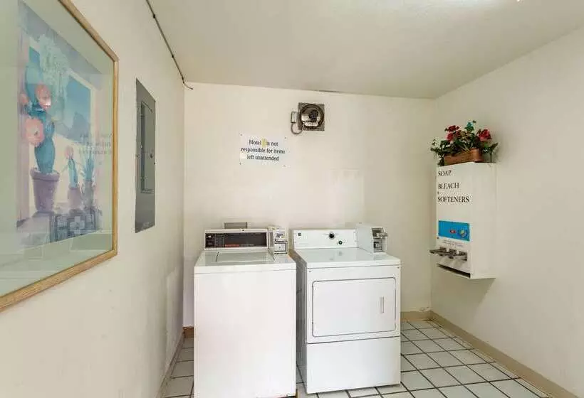 Мотель Rodeway Inn