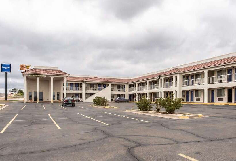 فندق على الطريق Rodeway Inn