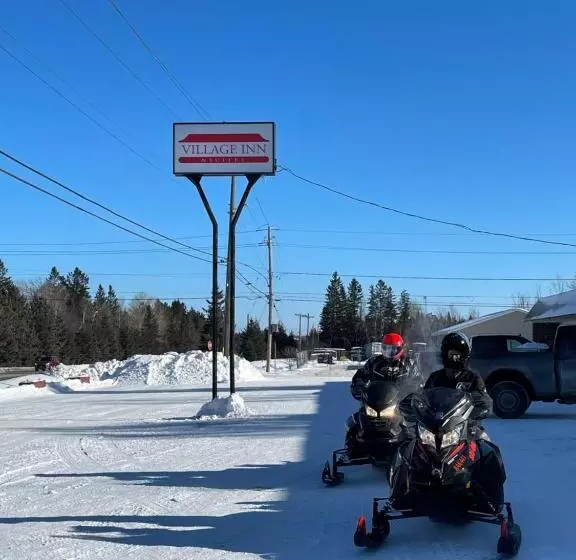 Motelli Village Inn & Suites   Sudbury