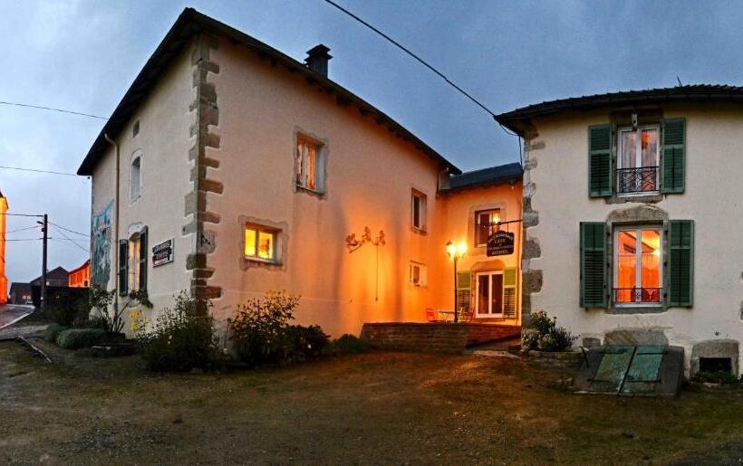 ペンション La Ferme Des 3 Suissesses