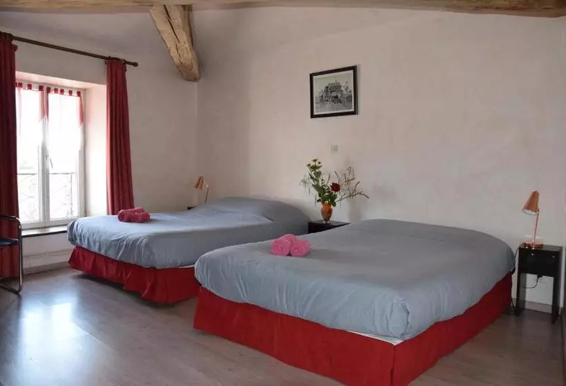 بنسيون La Ferme Des 3 Suissesses