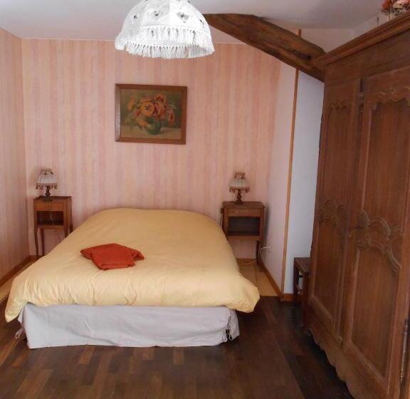 ペンション La Ferme Des 3 Suissesses