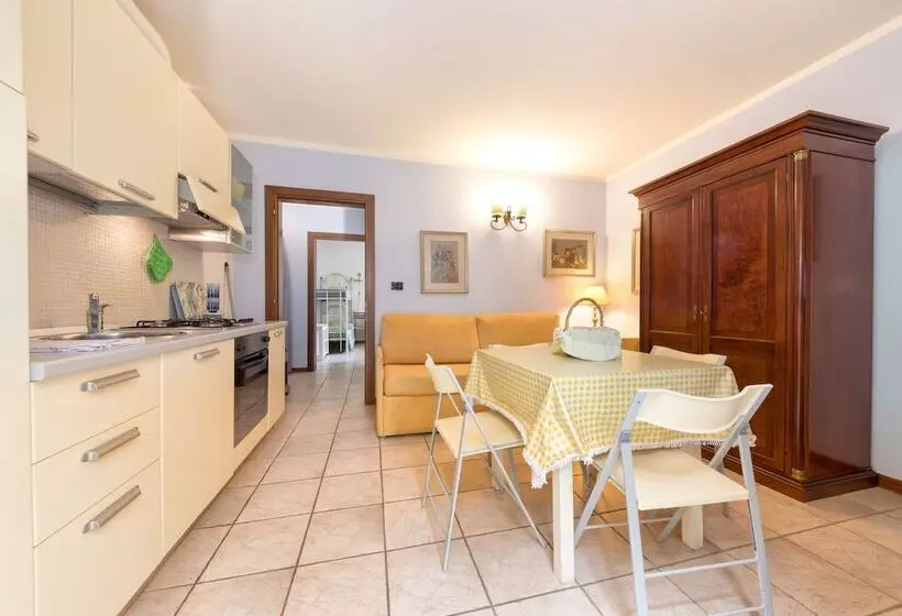 Residence Gardasee Apartments With Lake View