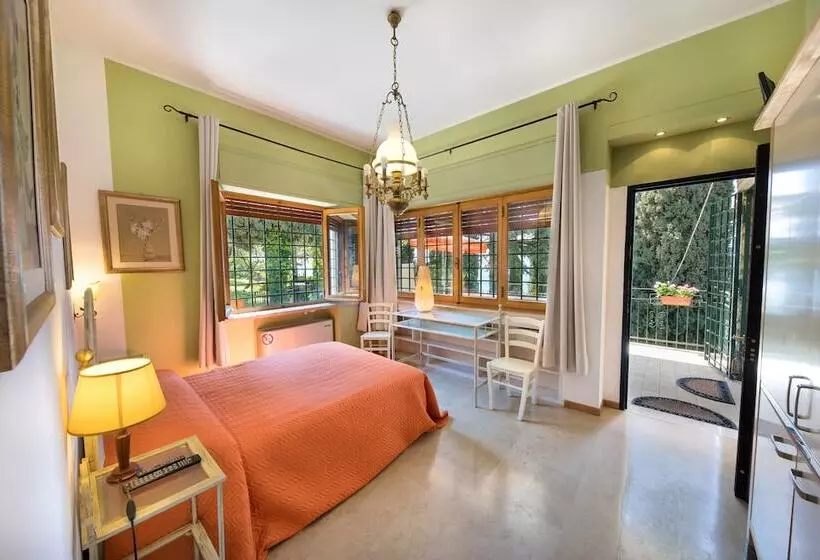 Residence Gardasee Apartments With Lake View