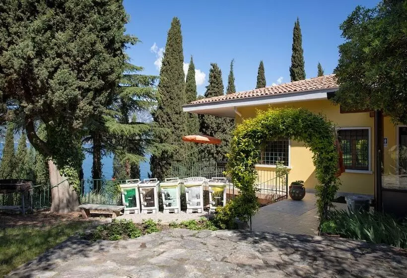 Residence Gardasee Apartments With Lake View