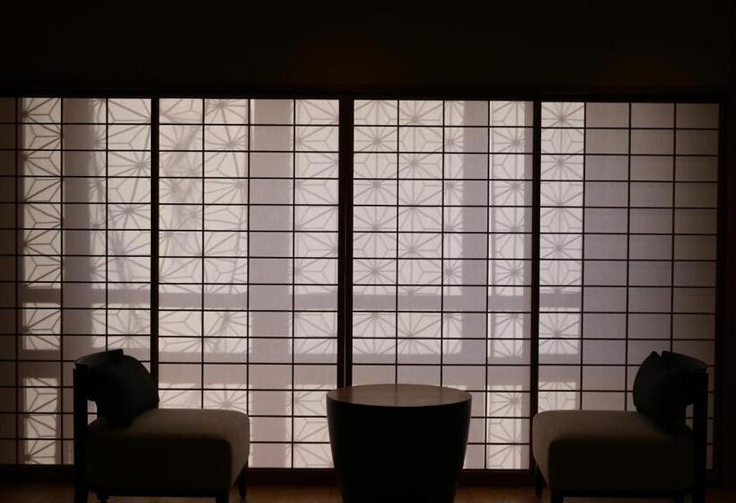 료칸 Oku Yugawara Sansuirou