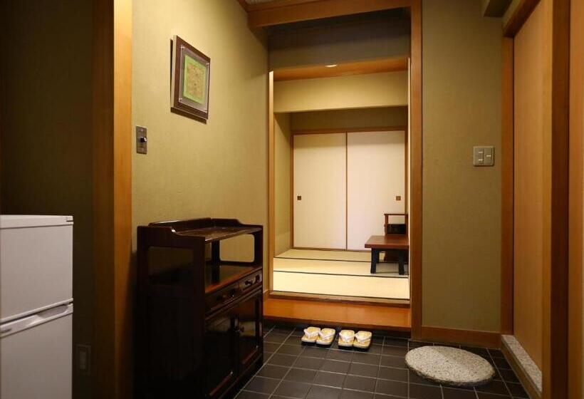 료칸 Oku Yugawara Sansuirou