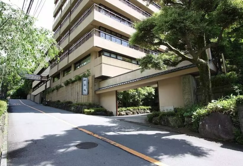 旅館 Oku Yugawara Sansuirou