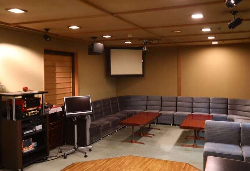 료칸 Oku Yugawara Sansuirou