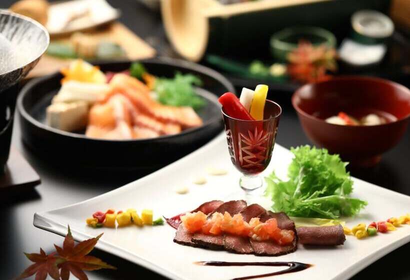 료칸 Oku Yugawara Sansuirou