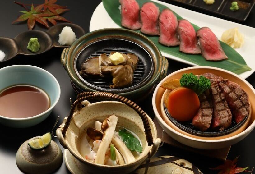 료칸 Oku Yugawara Sansuirou