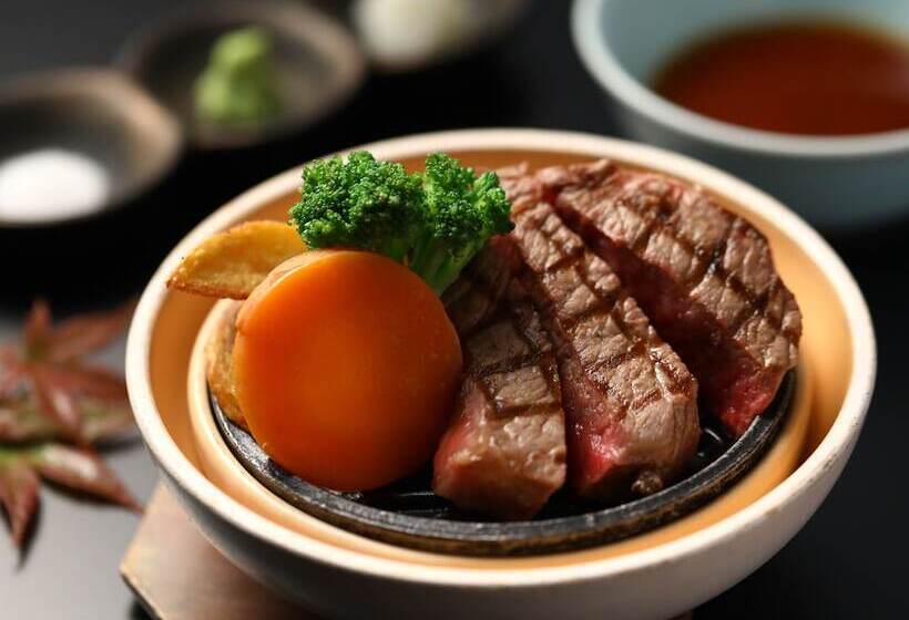 료칸 Oku Yugawara Sansuirou