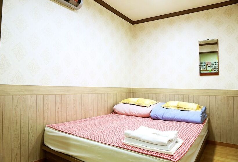 Seoul Myeongdong Stay Hostel