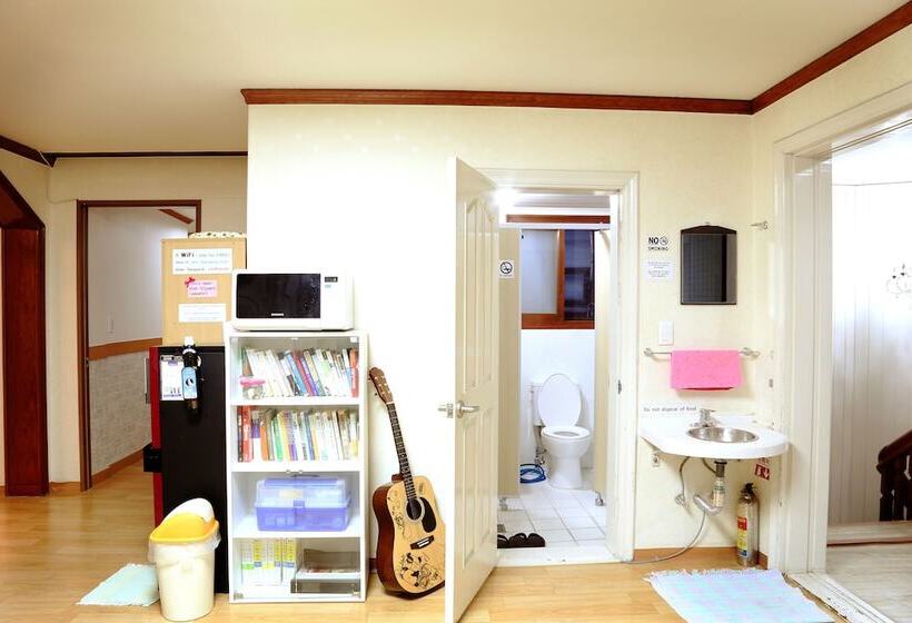 Seoul Myeongdong Stay Hostel