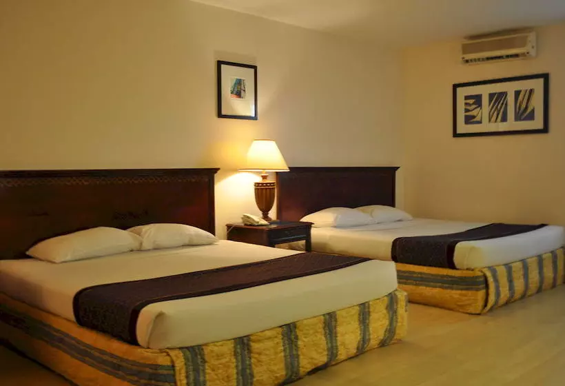 Subic Bay Travelers Hotel & Event Center