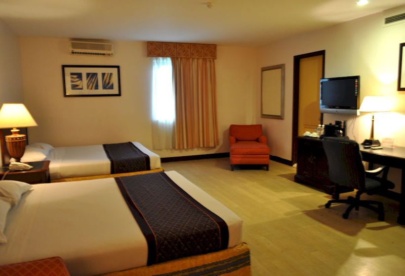 Subic Bay Travelers Hotel & Event Center