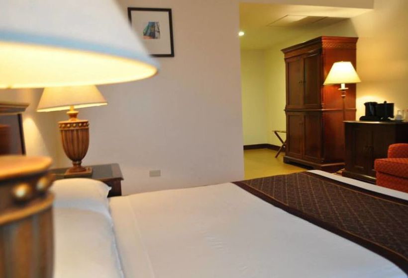 Subic Bay Travelers Hotel & Event Center