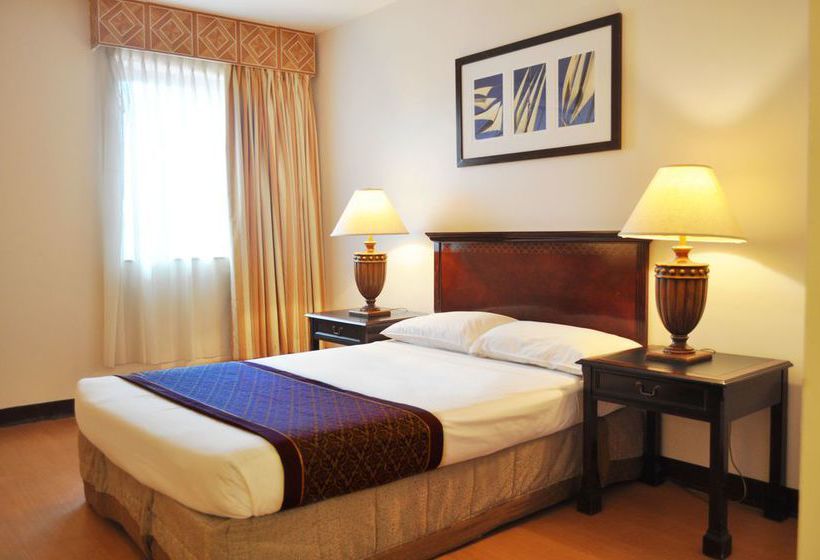 Subic Bay Travelers Hotel & Event Center