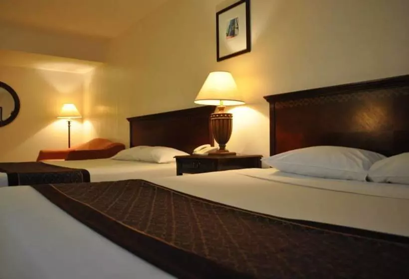 Subic Bay Travelers Hotel & Event Center