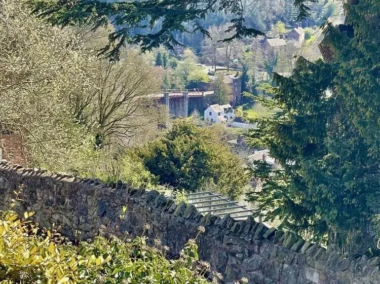 Carrow Cottage