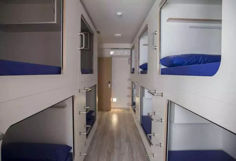 Hostelcross