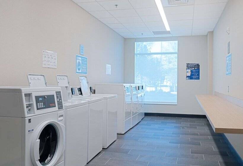 فندق Home2 Suites By Hilton Atlanta Airport College Park