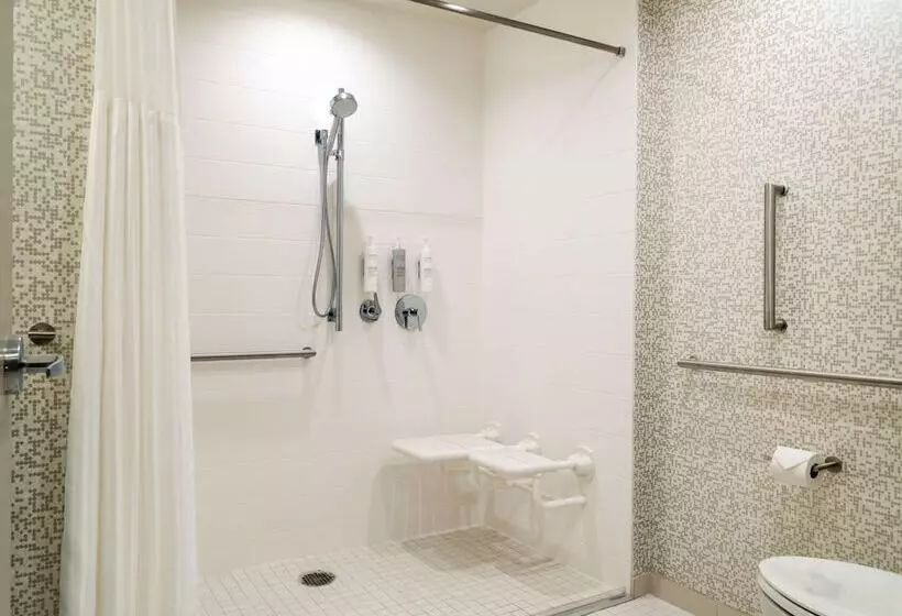 هتل Home2 Suites By Hilton Atlanta Airport College Park