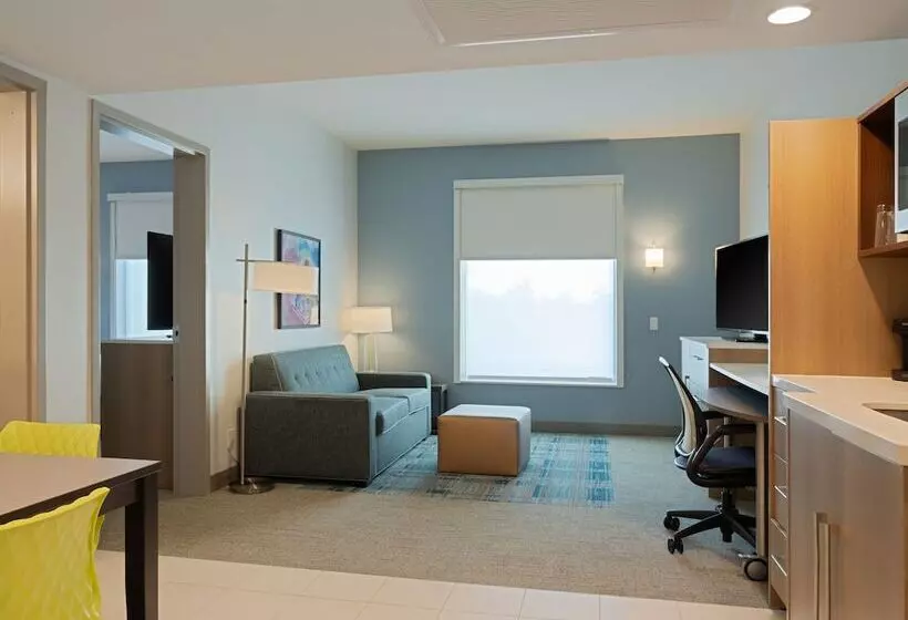 هتل Home2 Suites By Hilton Atlanta Airport College Park