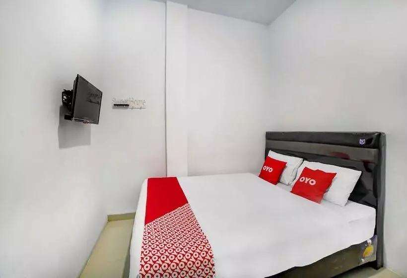 ホテル Oyo 90994 Ada Guest House